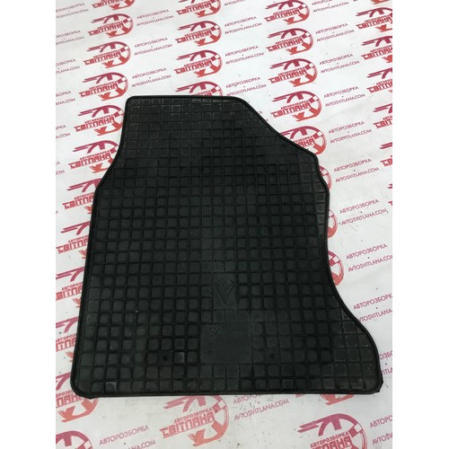 Задний правый коврик Opel Combo 2001-2011 9162858